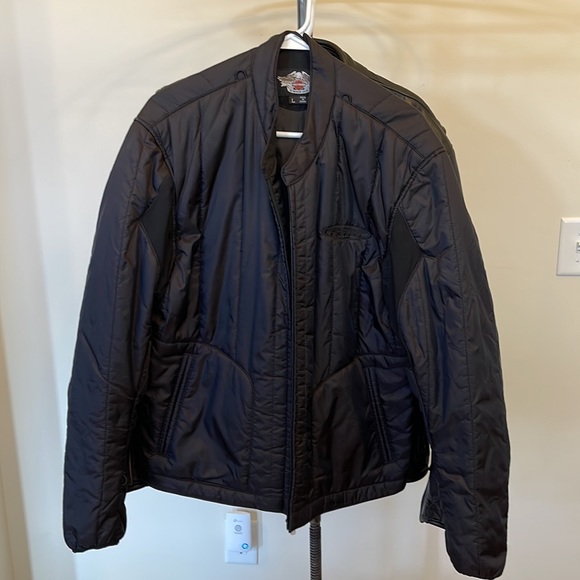Authentic Harley Davidson leather motorcycle jacket with liner. Size Large - Picture 5 of 5